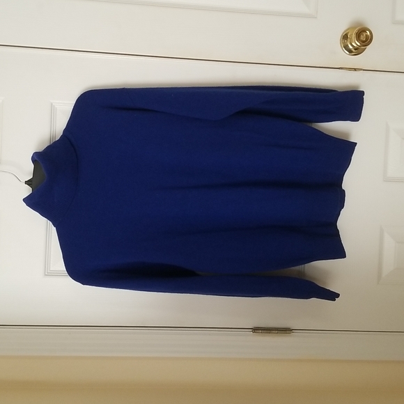 Evan Picone Ladies Lambswool Turtleneck Sweater - Picture 1 of 6